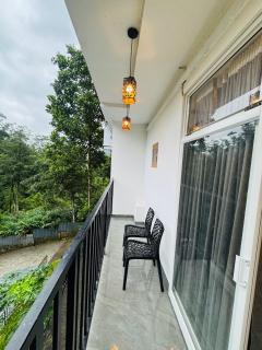 Munnar Premium Pool Villa - 9