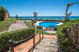 Fantastic beachfront apartment - 8