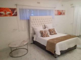 Quiet Getaway with Pool and Gardens - 7