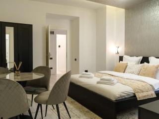 Romana Residence - 8