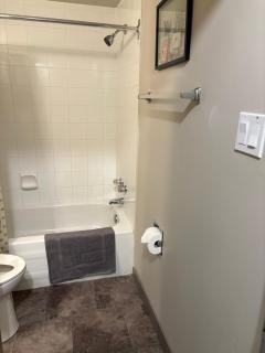 Renovated Studio with Modern and Farmhouse Decor 8 - 2