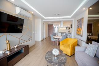 Real View Towers W105 - 0