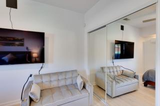 2 Blocks to Main St Foodies Paradise in Alhambra - 6