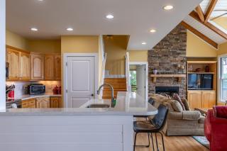 Echota Ridge Boulders - 2