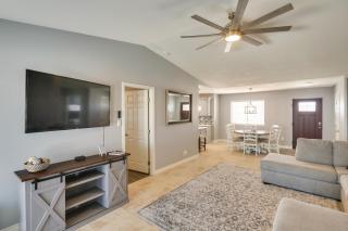 2 Mi to Lake Havasu Home with Patio and Pool - 1