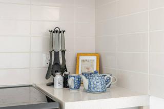 F1 - A Place to Stay 1BR Waters Edge Yas Island - Theme Parks - 2