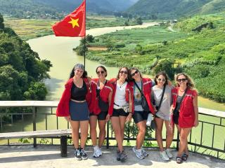 Ha Giang Rabbit Hostel & Tours - 7