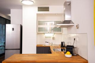 Viktoria Residence - útulný byt s parkovaním a výhľadom na hrad - 3