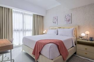 Upscale City Center Condo Pool - 9