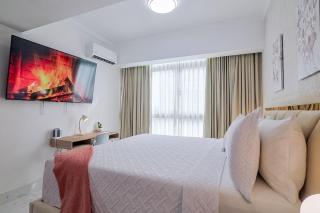 Upscale City Center Condo Pool - 4