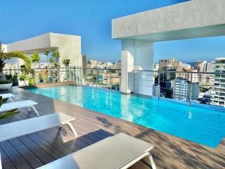 Upscale City Center Condo Pool - 2