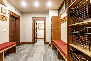 Twin Peaks Lodge - 2