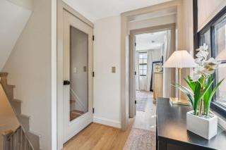 Revitalized Historical Southern Residence - 6