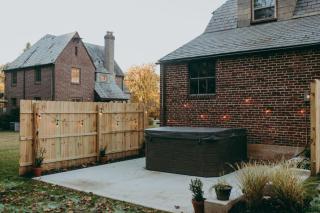 Conestoga Cottage with Hot Tub - 5