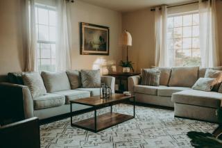 Conestoga Cottage with Hot Tub - 2