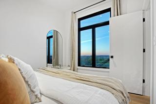 Skyline Serenity - Hot Tub - 2