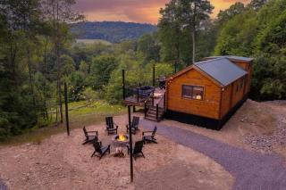 Evergreen Escape - Hot Tub - 9