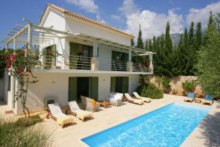 Villa Telina Ideales Resort - 9