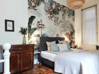 Sophie's Apartments - 6