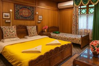 halloween palace - 4