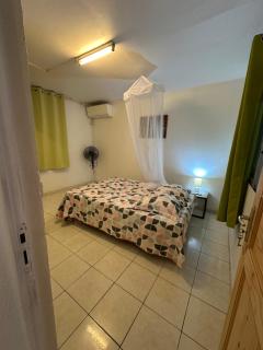 Bas de villa F3 Bougainvilliers - 2