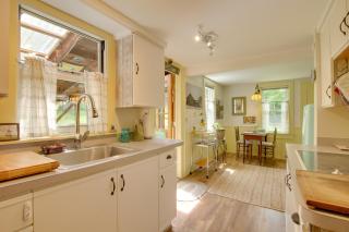 Rustic-Chic Cottage with Yard and Grill - Near Hiking! - 4