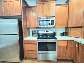 Beaver Lake Hideaway - 1