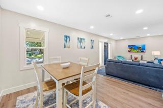 Cozy Coastal Cottage - 3