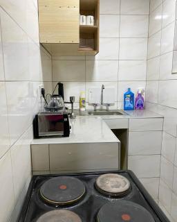 Faless' Guesthouse - 4