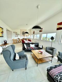 Neiz Vran Maison face à la mer - 7