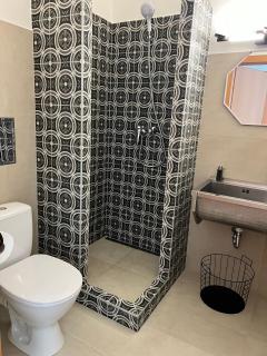 City Apartments with Free Parking - Vienna South - 3