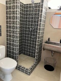 City Apartments with Free Parking - Vienna South - 5