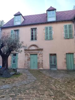 Studio 20 minutes à pieds de la gare de Montluçon - 1