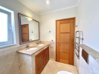 Victoria Boulevard by Garvetur - 4