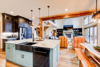 Triple Bear Lodge at Eagles Nest - Banner Elk - 3