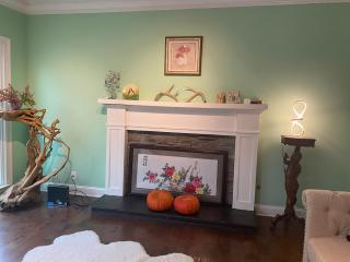 Suite in Lakeside house - 8