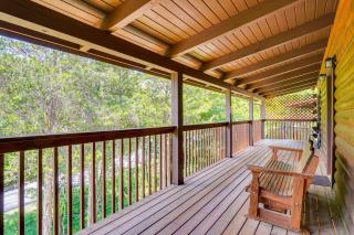 Private Deck Lake Resort Cabin in Sevierville! - 9