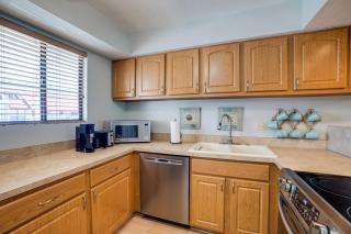 Sun Stack at Runaway Bay 251 by SeaBreeze Vacation - 4