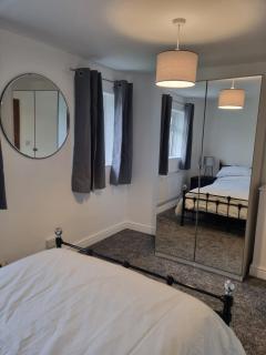 Spacious 3BR Home with Large Garden - Ashford, Kent - 7