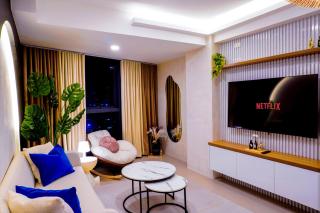 Skyline Nook at Shore 2 with Working Space - 0