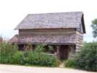 Augustus Chetlain Home & Log Cabins - 8