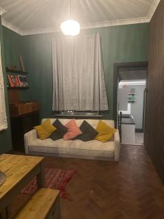 Modern Seaside Escape with English Charm - 9