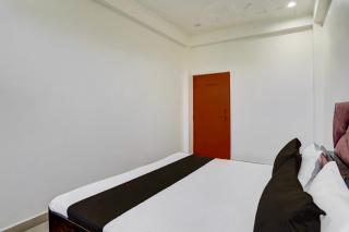 Hotel O Crystal Crown - 2