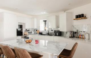 Entire house, close to central Bristol - 8