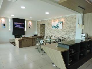 Casa Sobre El Lago - 5