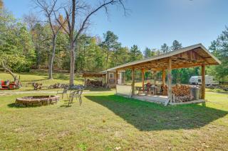 Hunters Welcome! Creekside Missouri Ozarks Cabin - 0