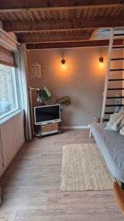 cottage near the beach in the center.**** - 9