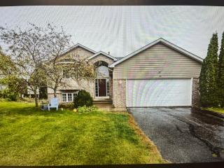 Entire Home in Rosemount, Minnesota - 9