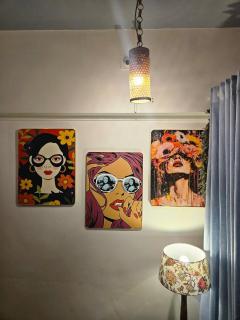 Retro Bandra - Cozy Comfort in a Heritage Village - 5