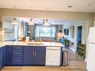 Escape to The Riverfront Hideaway - 3